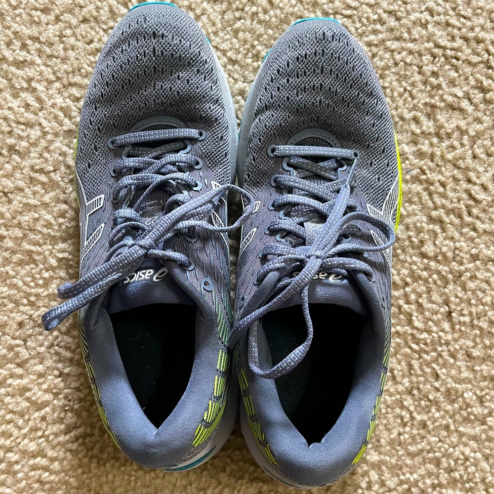 ASICS Women’s Tennis Shoes Gel-Cumulus 22 (Size 9) - Picture 2 of 10